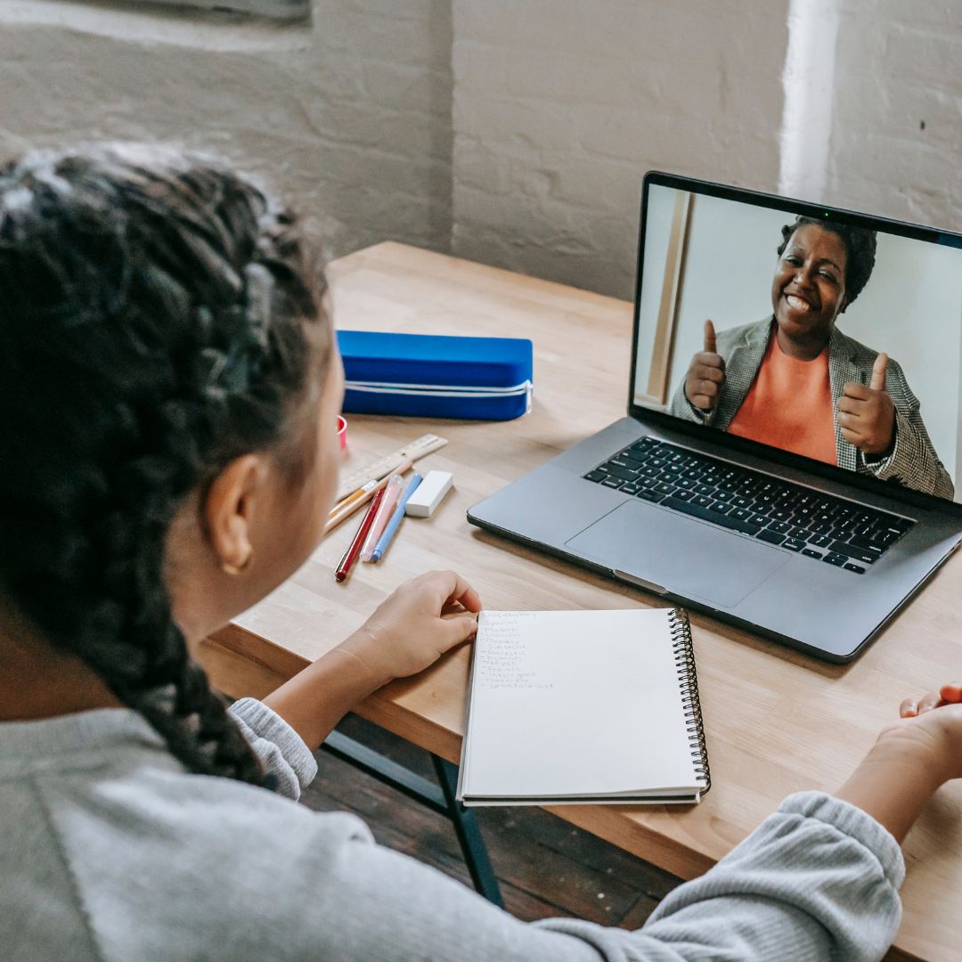 a student getting virtual assistance